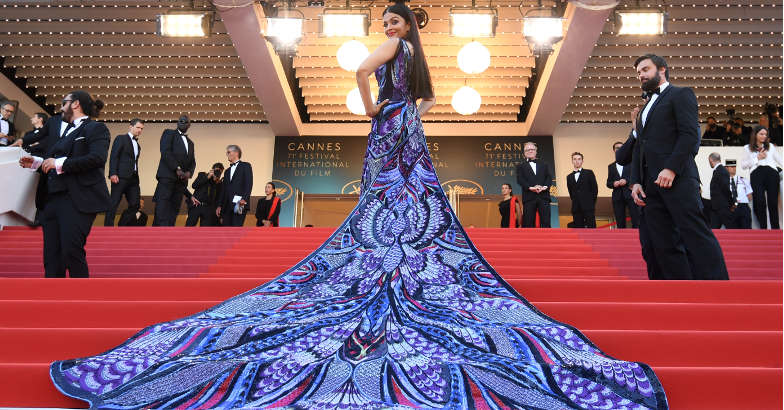 Presented Aishwarya as 'New-concept Venus', says fashion designer, fashion  designer on Aishwarya Rai